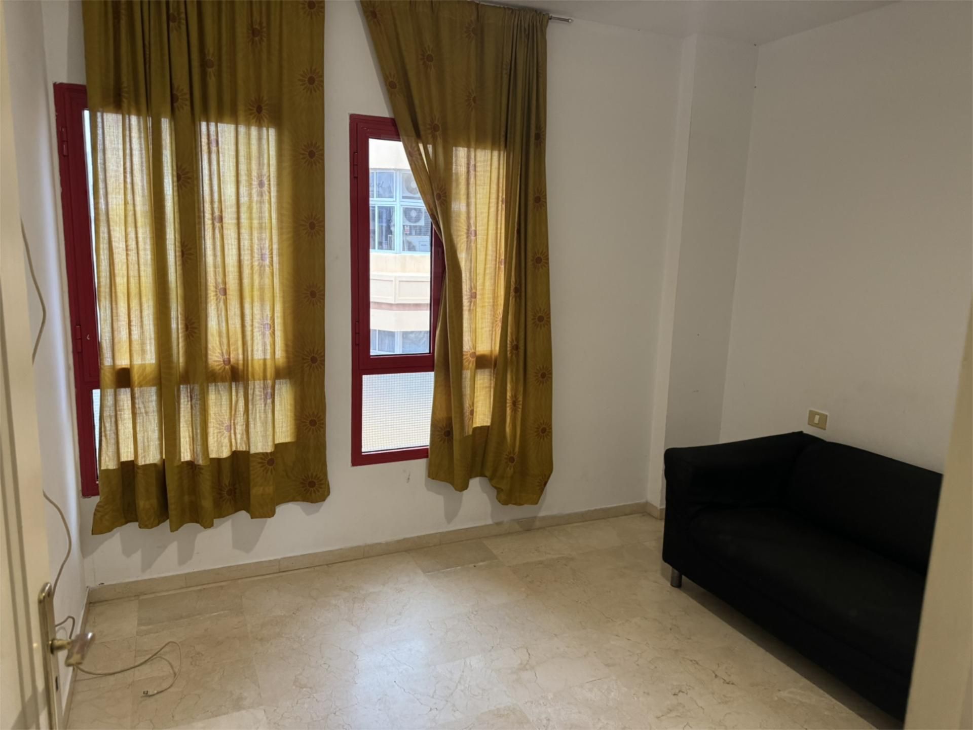 Apartamento en  Calle Veintinueve de Abril 66 - Foto 3