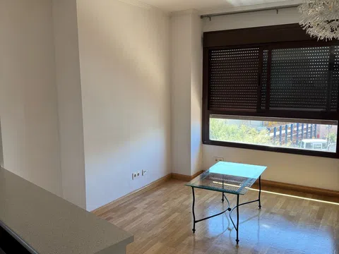 Piso en calle del Puerto de Pozazal, 37 c