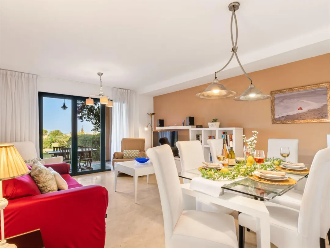 Casa adosada en  Calle Teodosio 12 - Foto 13