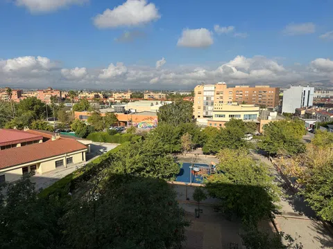 Piso en calle López Sancho, 9