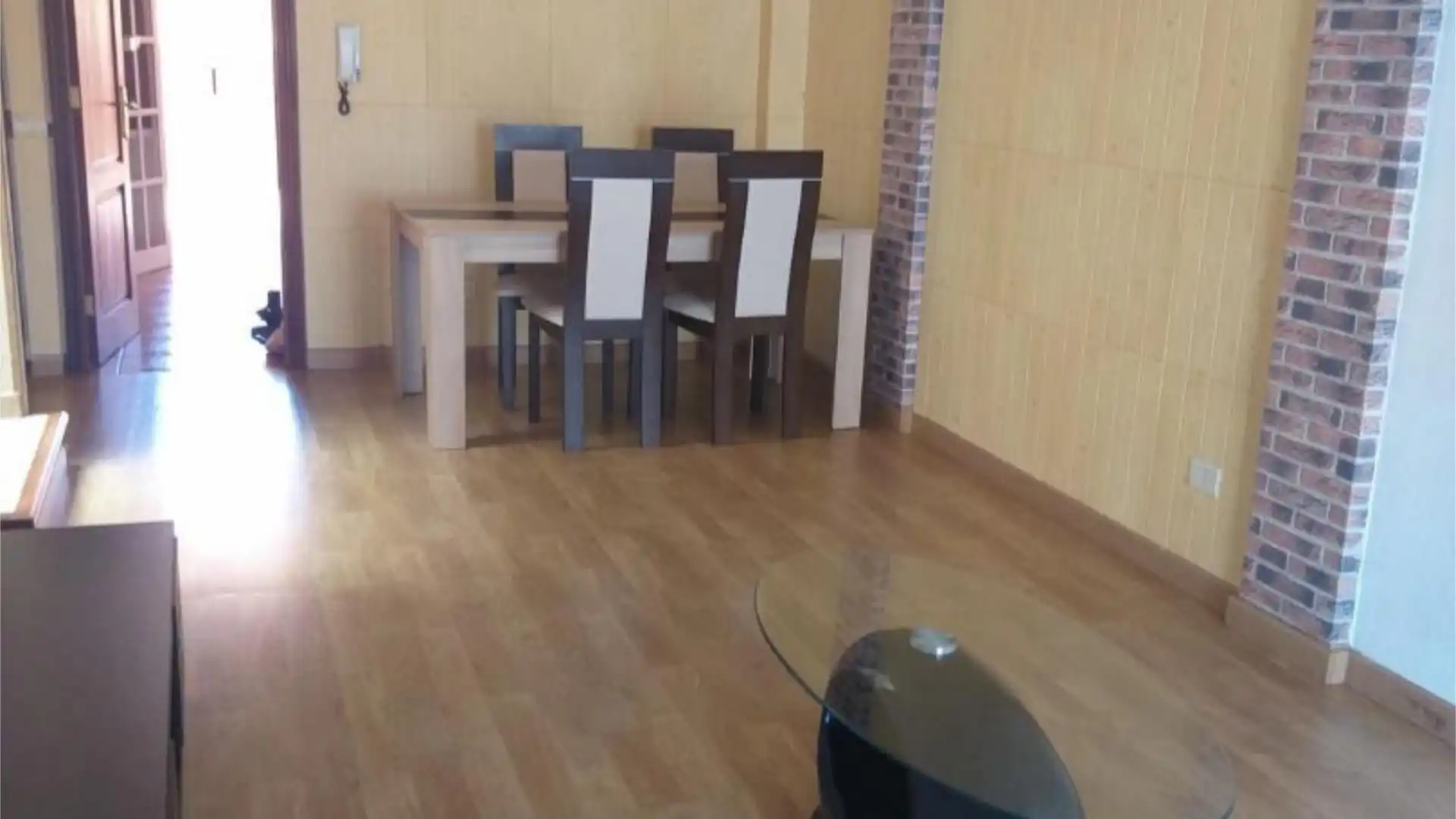 Casa adosada en  Avenida de los Majuelos 64 - Foto 2