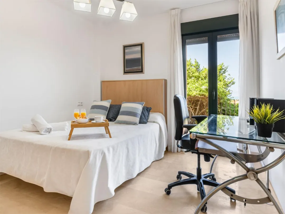 Casa adosada en  Calle Teodosio 12 - Foto 28