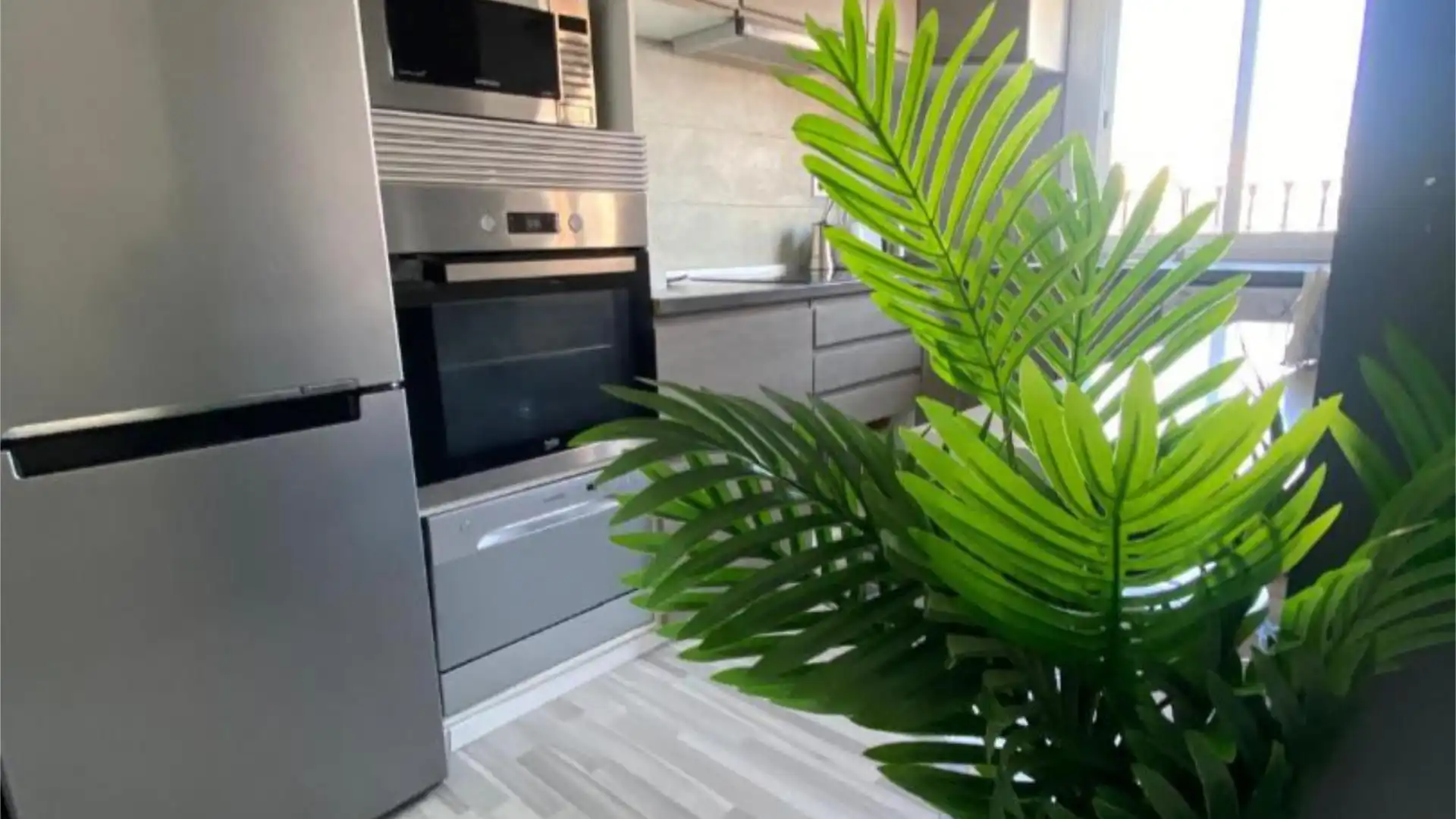 Piso en  Carrer de Campoamor 4 - Foto 4