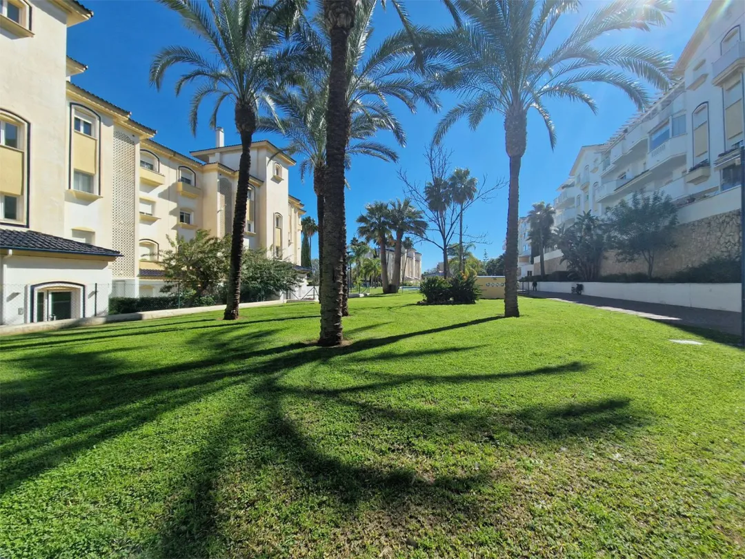 Piso en  Calle Mercedes Formica 4 - Foto 49