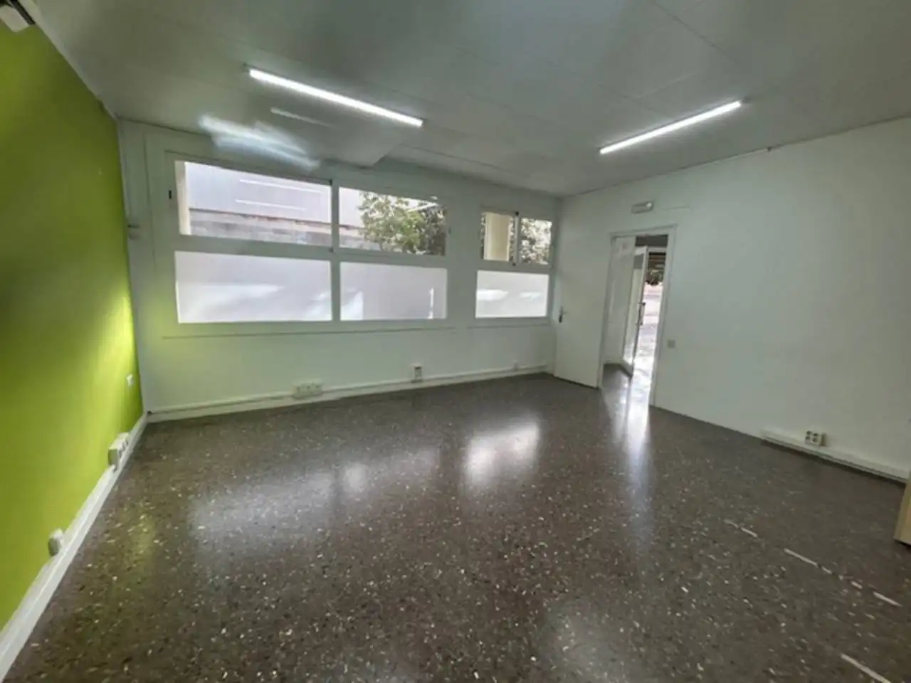 Local comercial en Terrassa - Foto 6