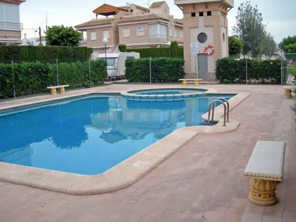 Chalet adosado en Calle Itaca, 4 - Foto 2