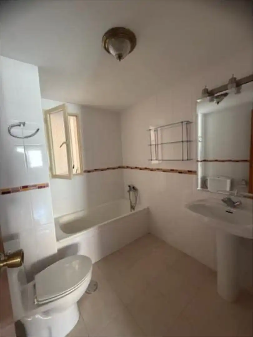 Piso en Alcampo - Foto 4