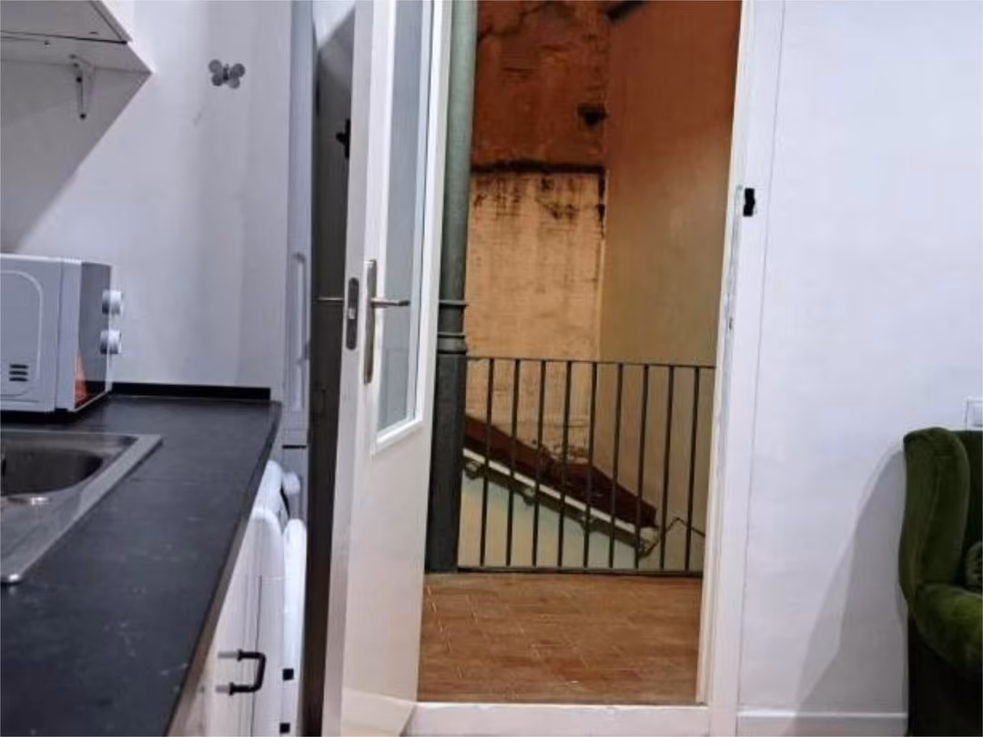 Piso en  Carrer de Santa Anna 1 - Foto 3