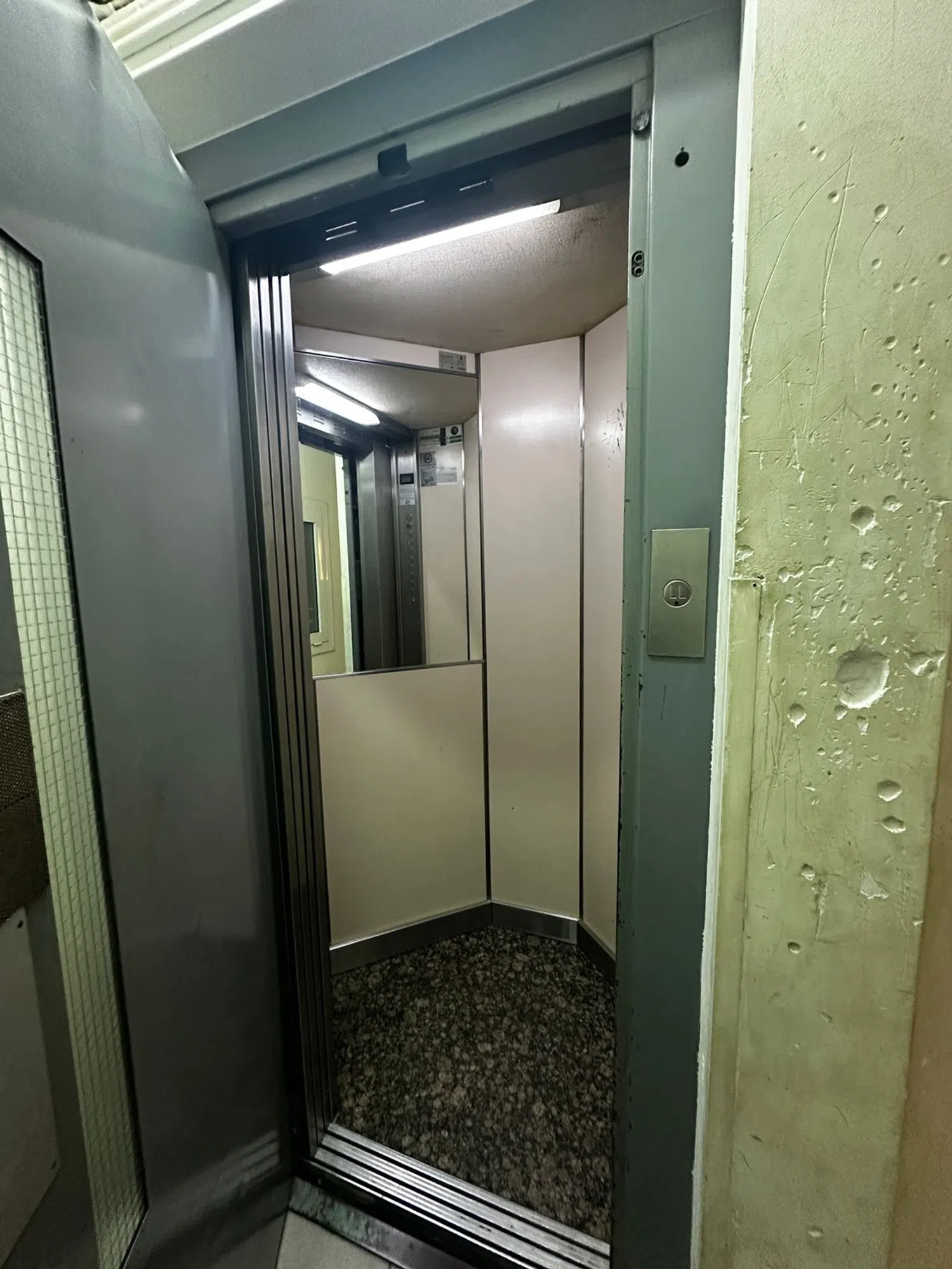 Piso en calle de Calàbria, 247 - Foto 15