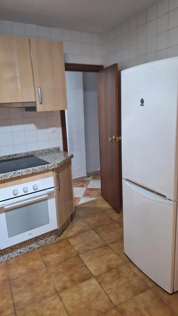 Piso en  Avenida de los Almogávares 28 - Foto 5