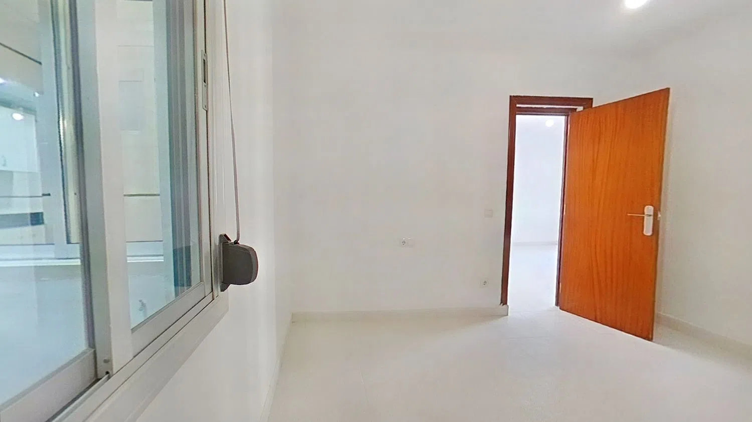 Piso en Barrio Pubilla Cases - Foto 14