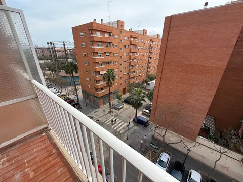 Piso en calle de Fuencaliente, 10 - Foto 4