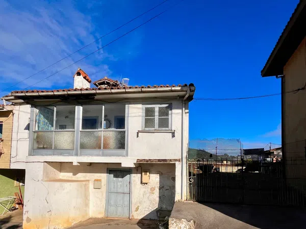 Casa de pueblo en Lugar Casielles, 36, San Claudio-Trubia-Las Caldas, San Claudio-Trubia-Las Caldas - Foto 4