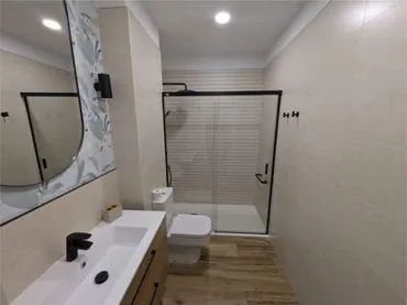 Chalet en centro - Foto 4