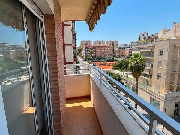 Piso en Calle d'Astúries, 43, Camí Fondo - Foto 3