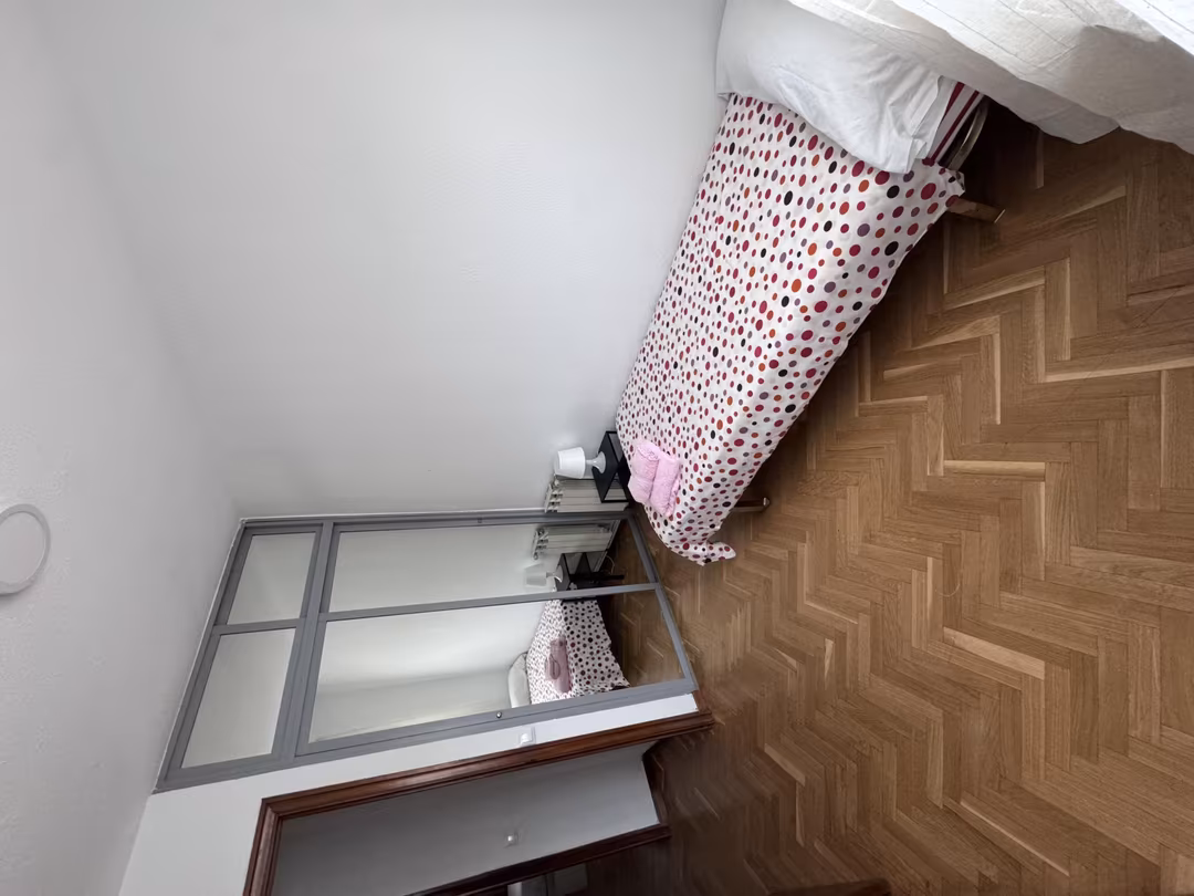 Piso en  Calle Alanís 8 - Foto 8