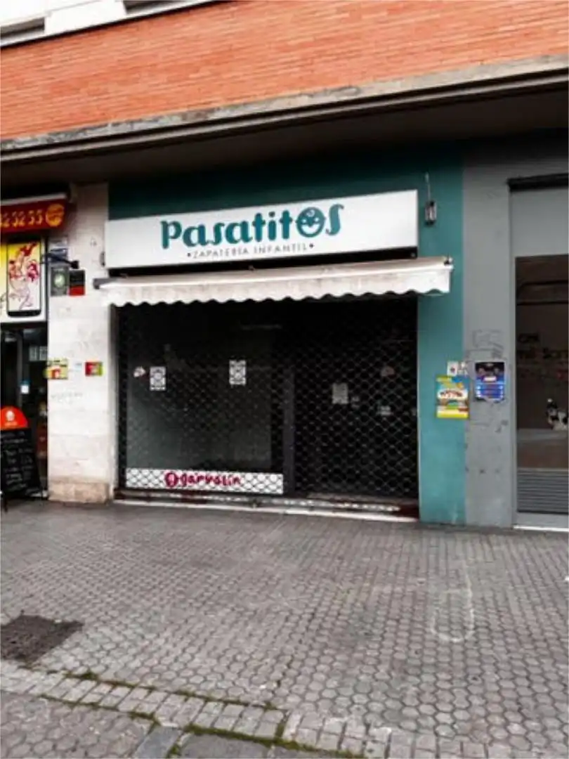 Local comercial en Carretera Carmona - Foto 3