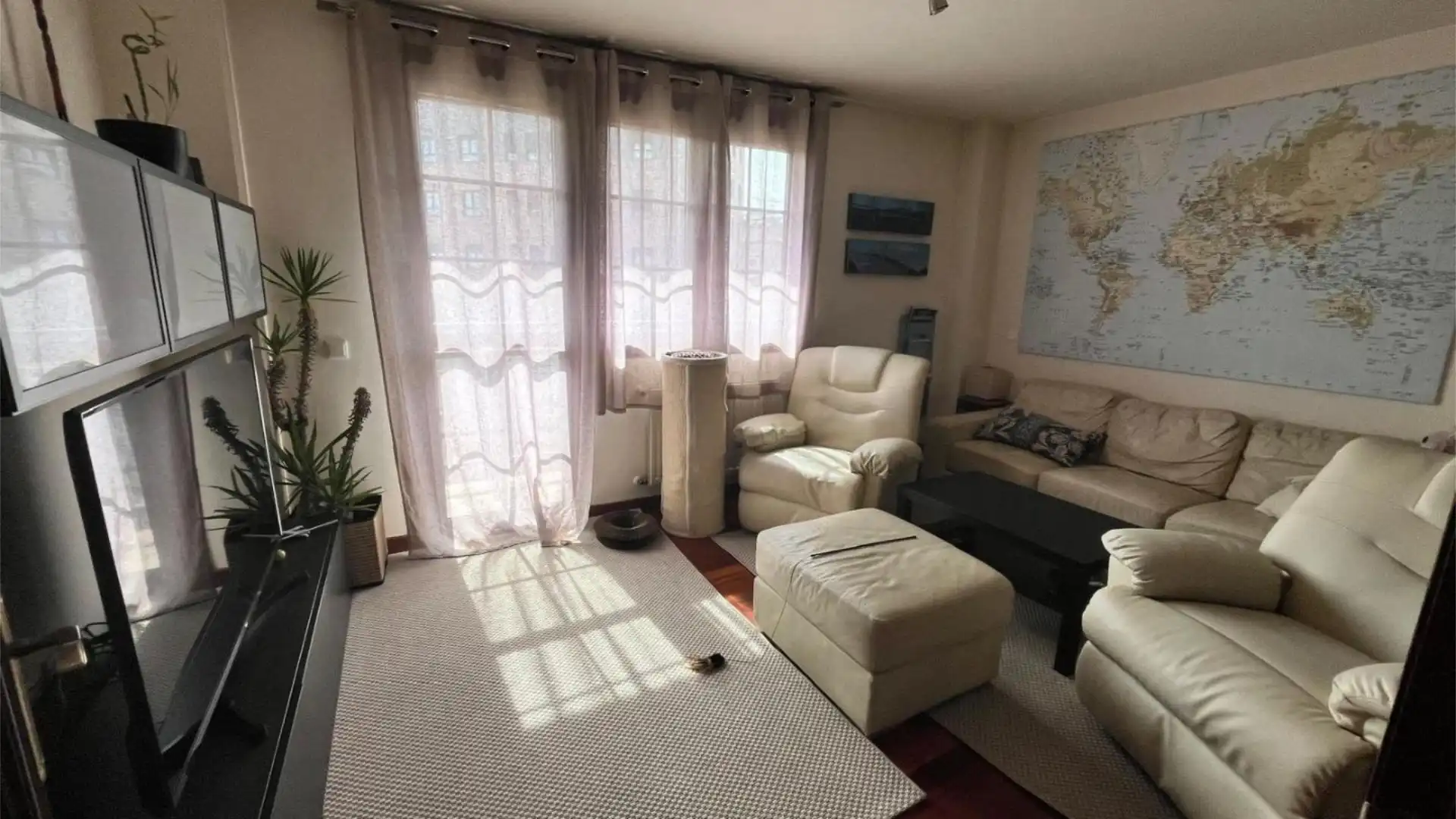 Piso en  Calle Darío de Regoyos 7-21 - Foto 3