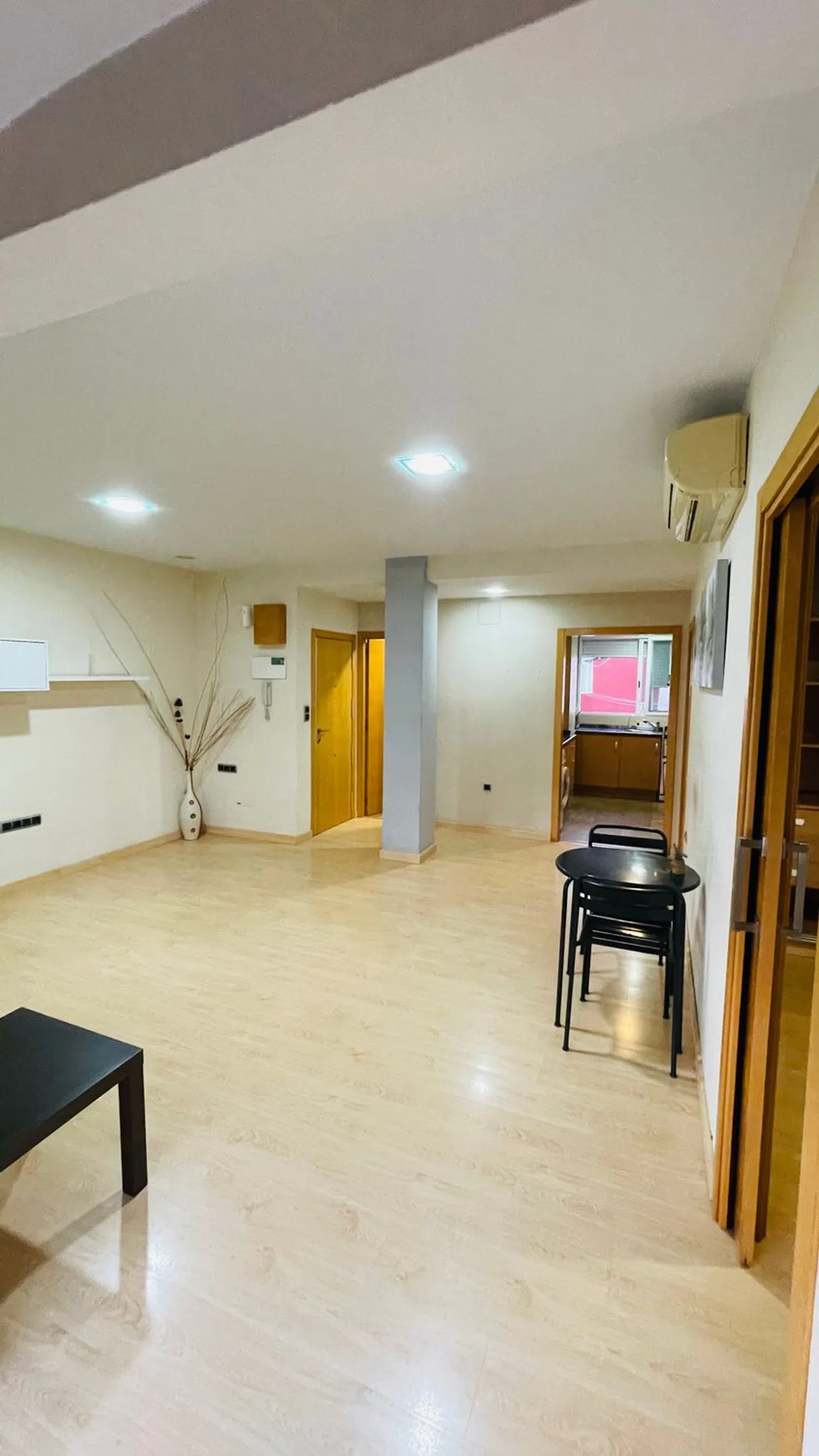 Piso en calle Víctor de la Serna s/n - Foto 2