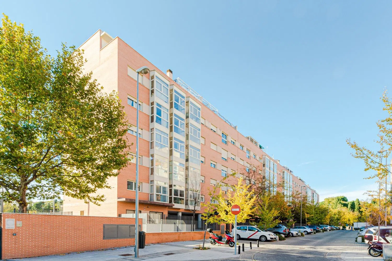 Piso en paseo de la Alameda de Osuna - Foto 1