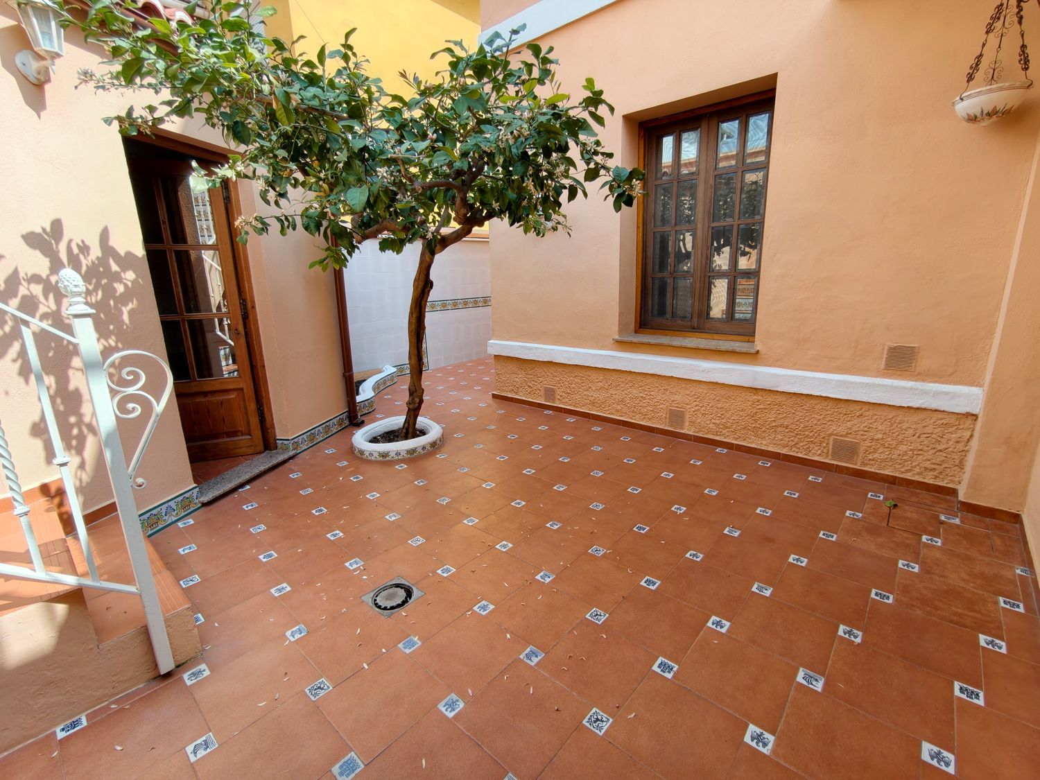 Casa o chalet independiente en Calle de Gabriel i Galán, 11 - Foto 3