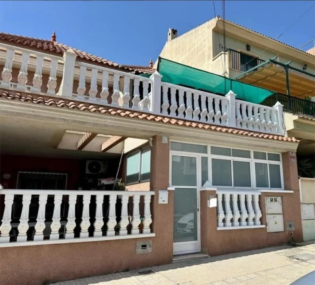 Piso en  Avinguda Sant Francesc 78 - Foto 1