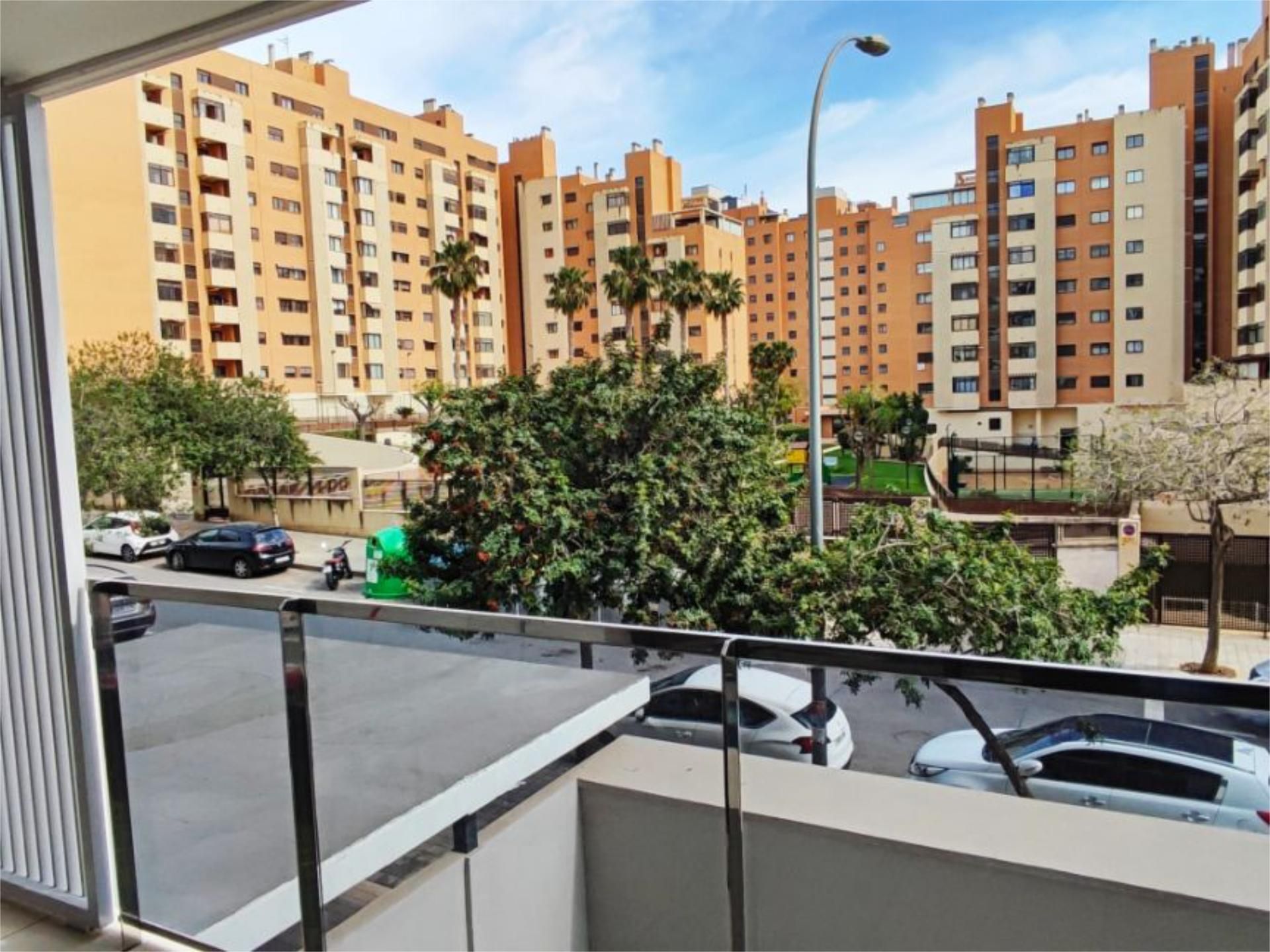 Piso en  Calle Juan Caturla Gosálvez 4 - Foto 2