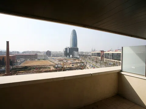 Piso en calle de la Llacuna, 136