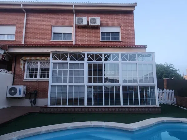 Casa o chalet independiente en Calle Fray Luis de Granada, 1 - Foto 1