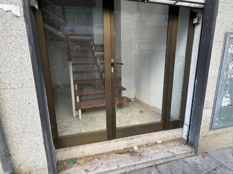 Local comercial en  Carrer de Joaquim Rubió i Ors 298 - Foto 14