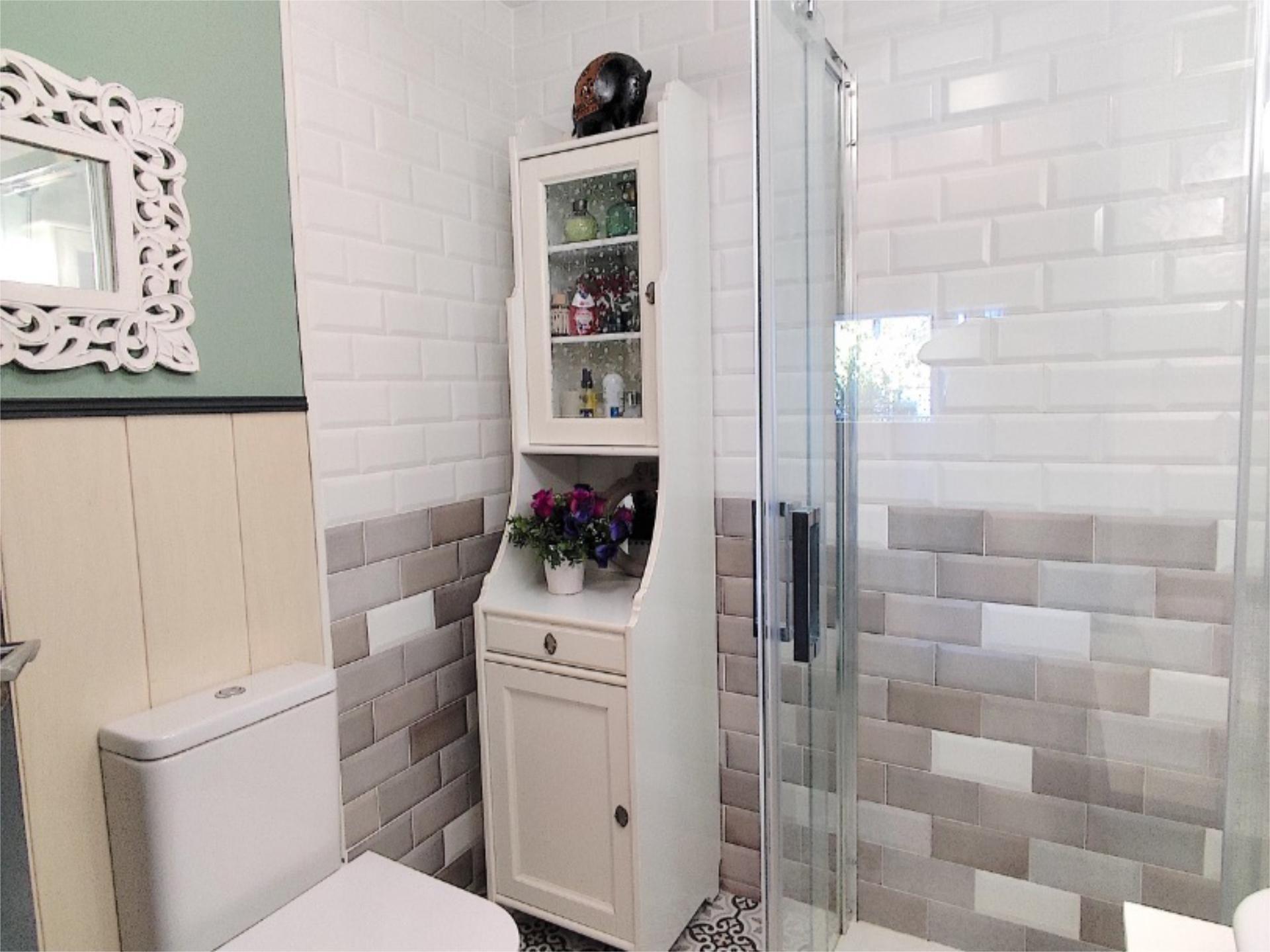 Piso en  Calle Castillo de Belmonte 1 - Foto 24