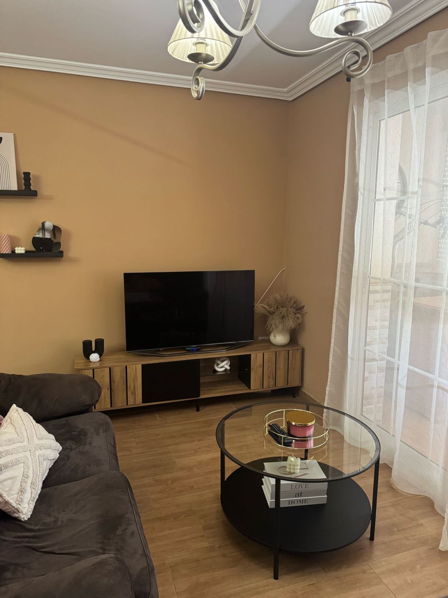 Piso en calle Victoria Domínguez Cerrato, 2 - Foto 1