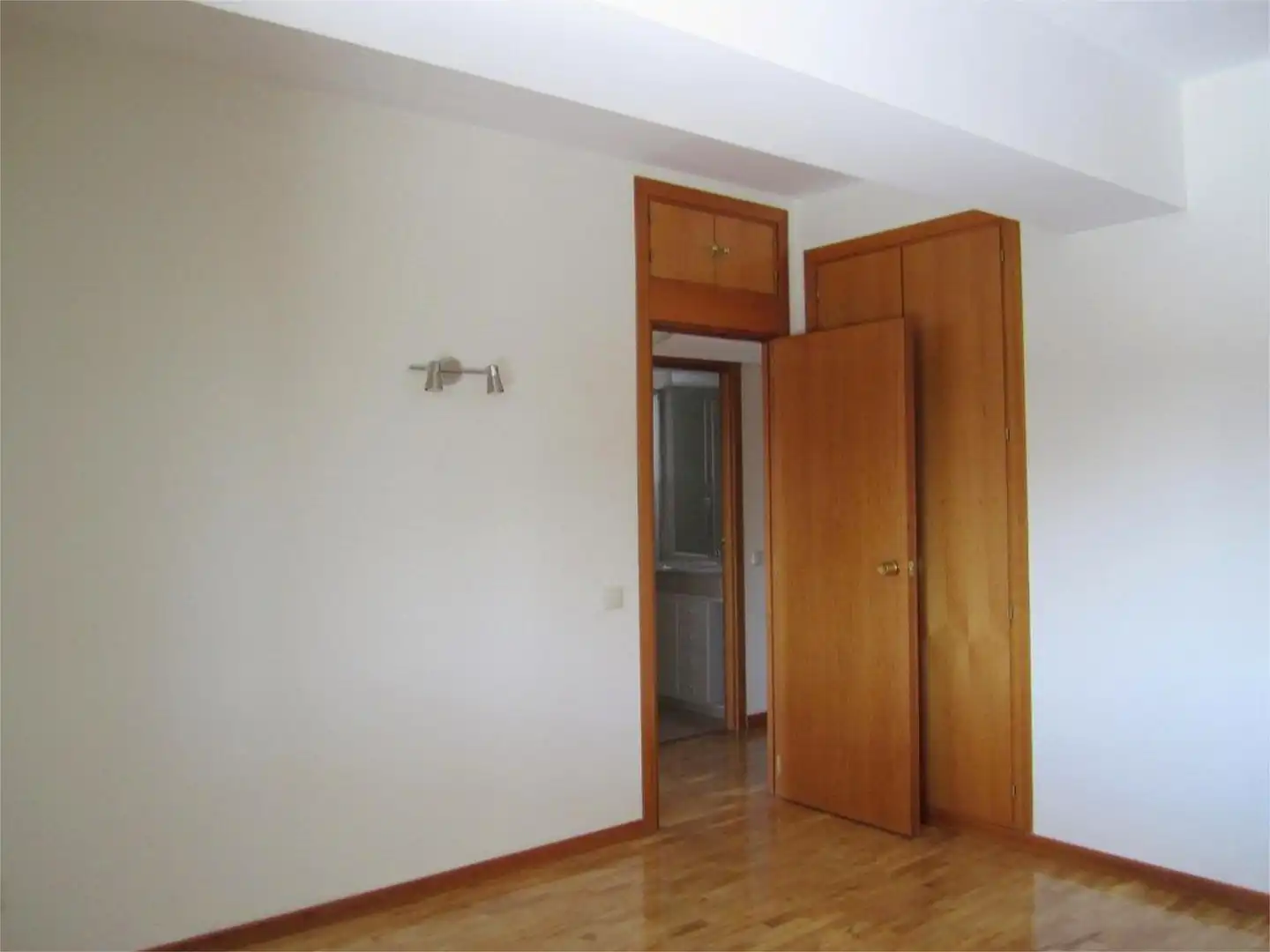 Piso en  Avenida de los Madroños 15 - Foto 23