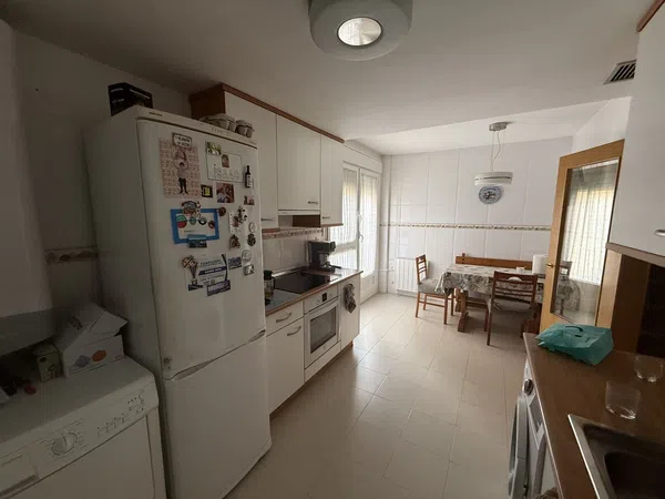 Chalet adosado en Calle Río Aguas Vivas, 1 - Foto 2