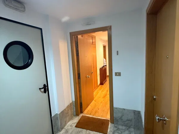 Piso en calle Federico Tapia, 65