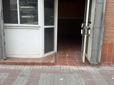 Local comercial en  Carrer de Lluís Companys 20 - Foto 2