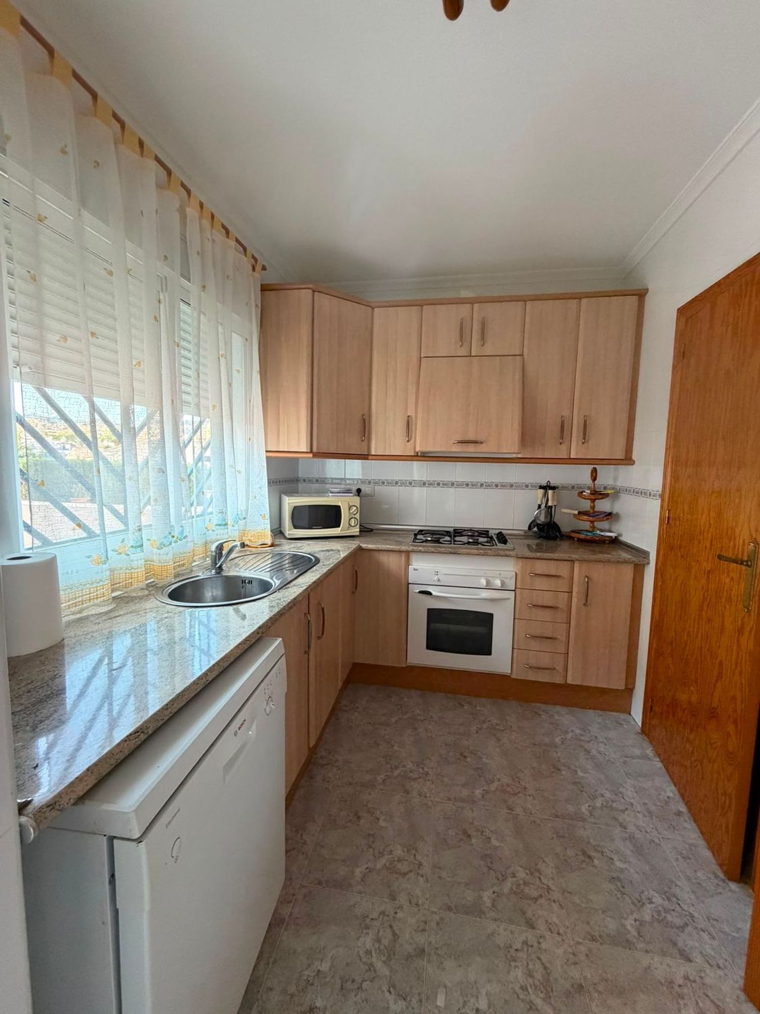 Chalet adosado en Calle Punta del Pescador, 3, El Alamillo - Foto 3