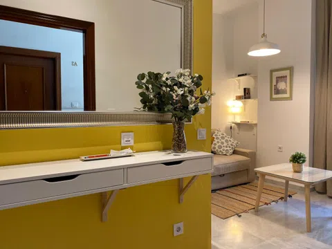 Estudio en calle Santa Angela de la Cruz, 39