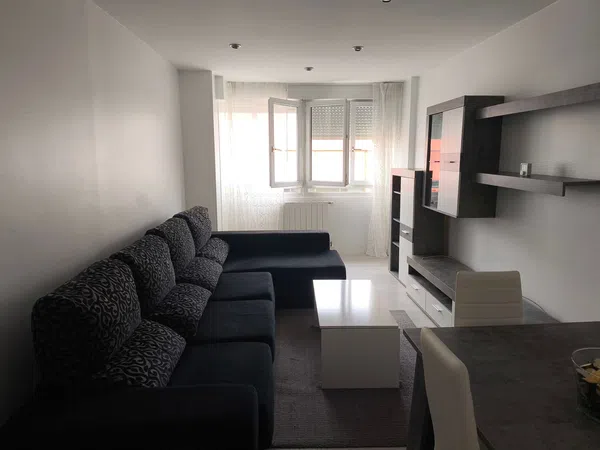 Piso en calle Ruiz Zorrilla, 1 - Foto 1