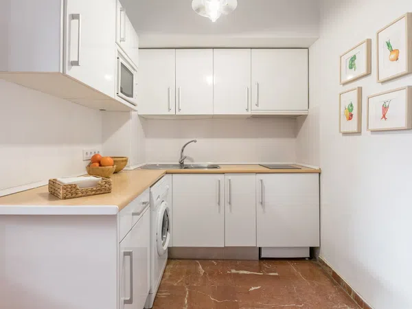 Piso en calle Descalzos, 7 - Foto 4