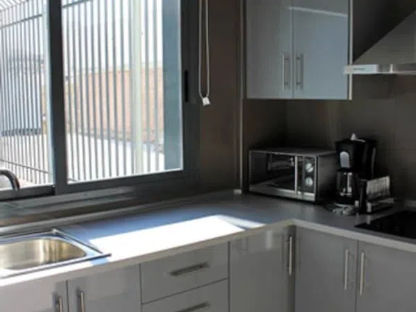 Estudio en calle embajadores, 120