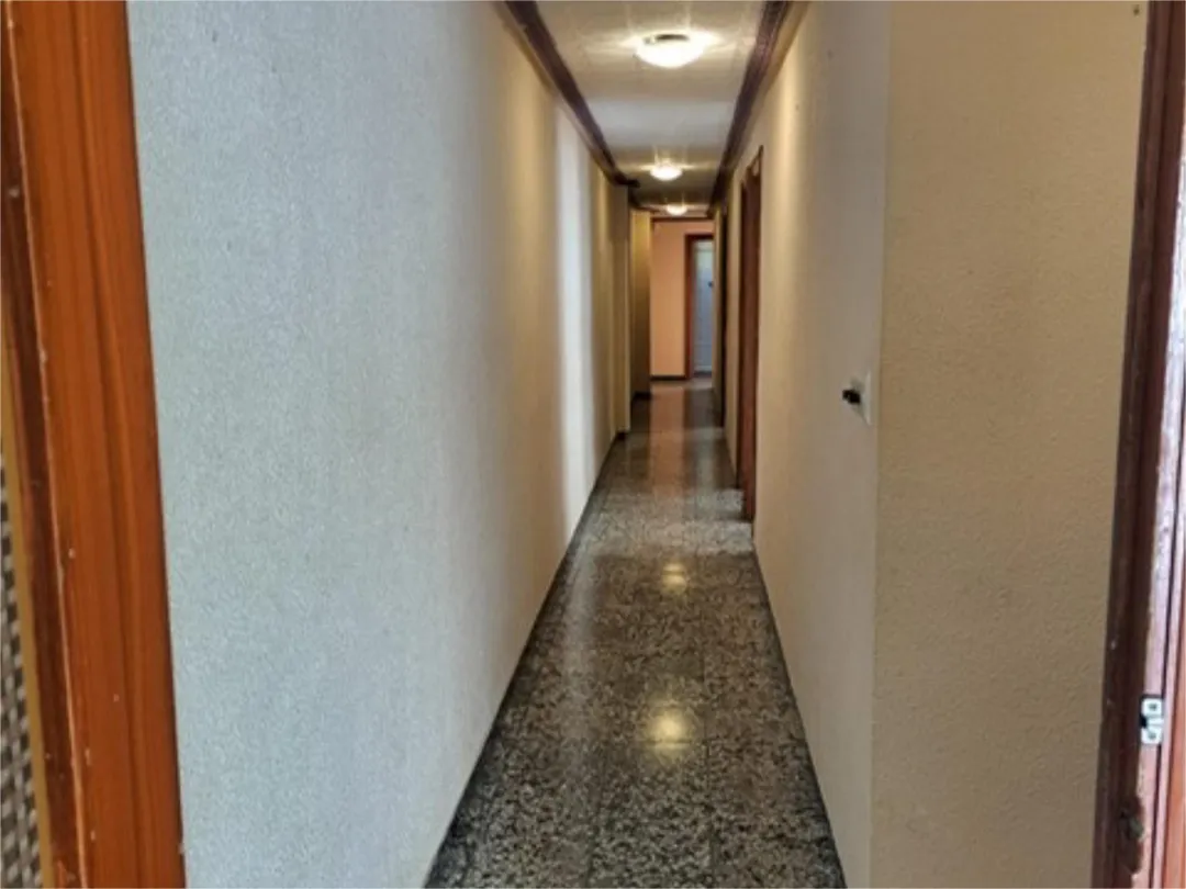 Piso en  Carrer Leopoldo Vicente Serrano 13 - Foto 4