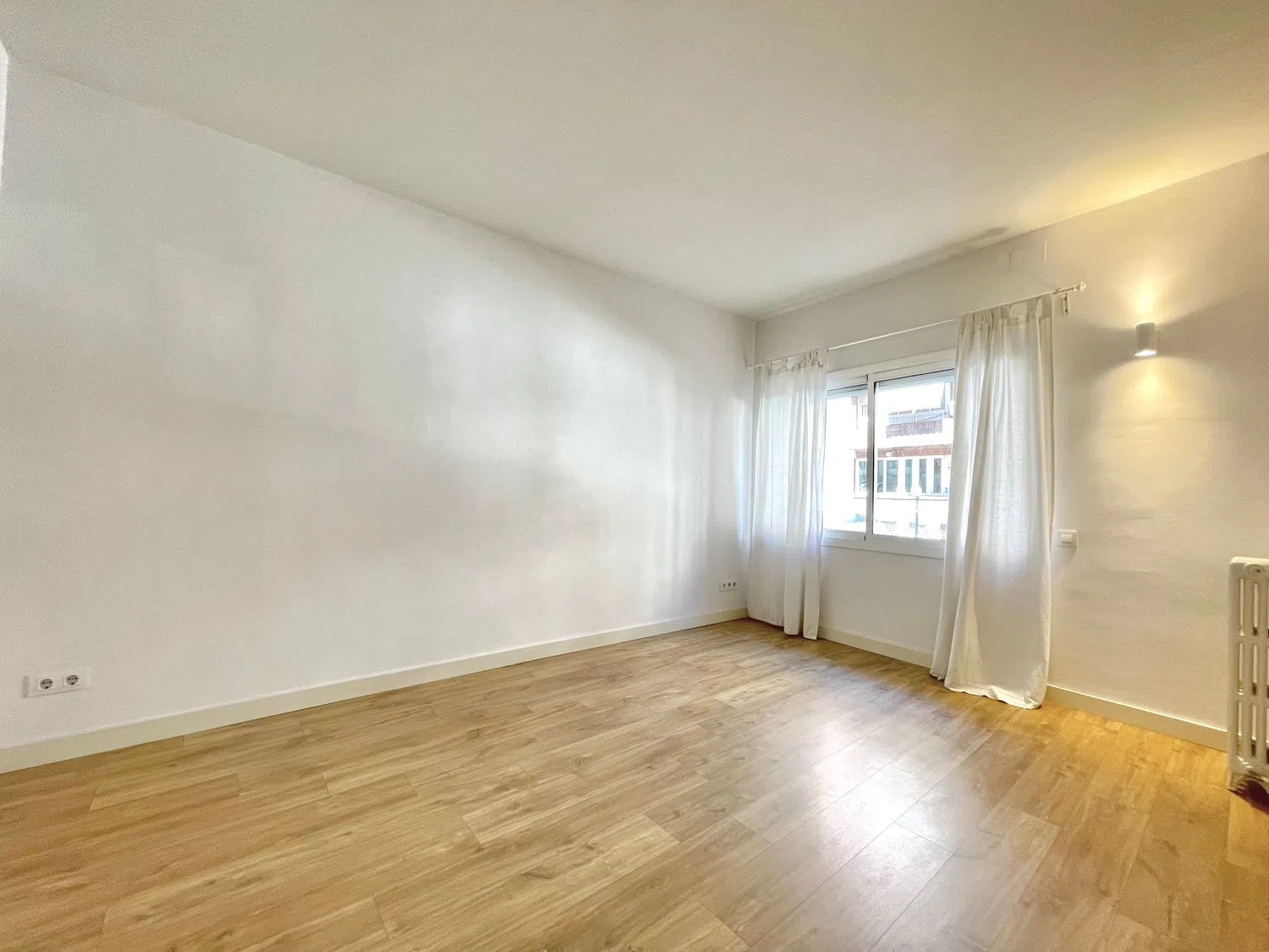 Piso en calle de Balmes, 373 - Foto 2