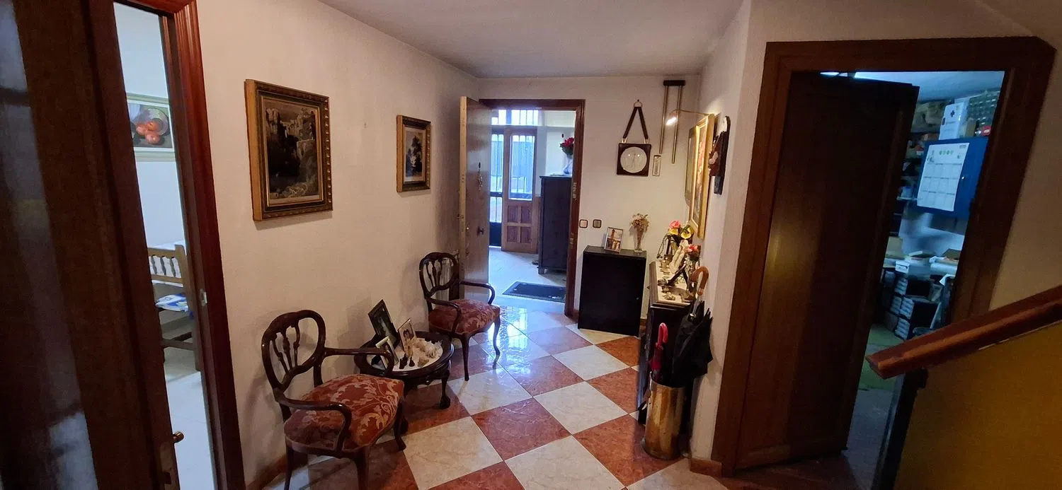 Chalet pareado en Barrio Zona Pueblo - Foto 4