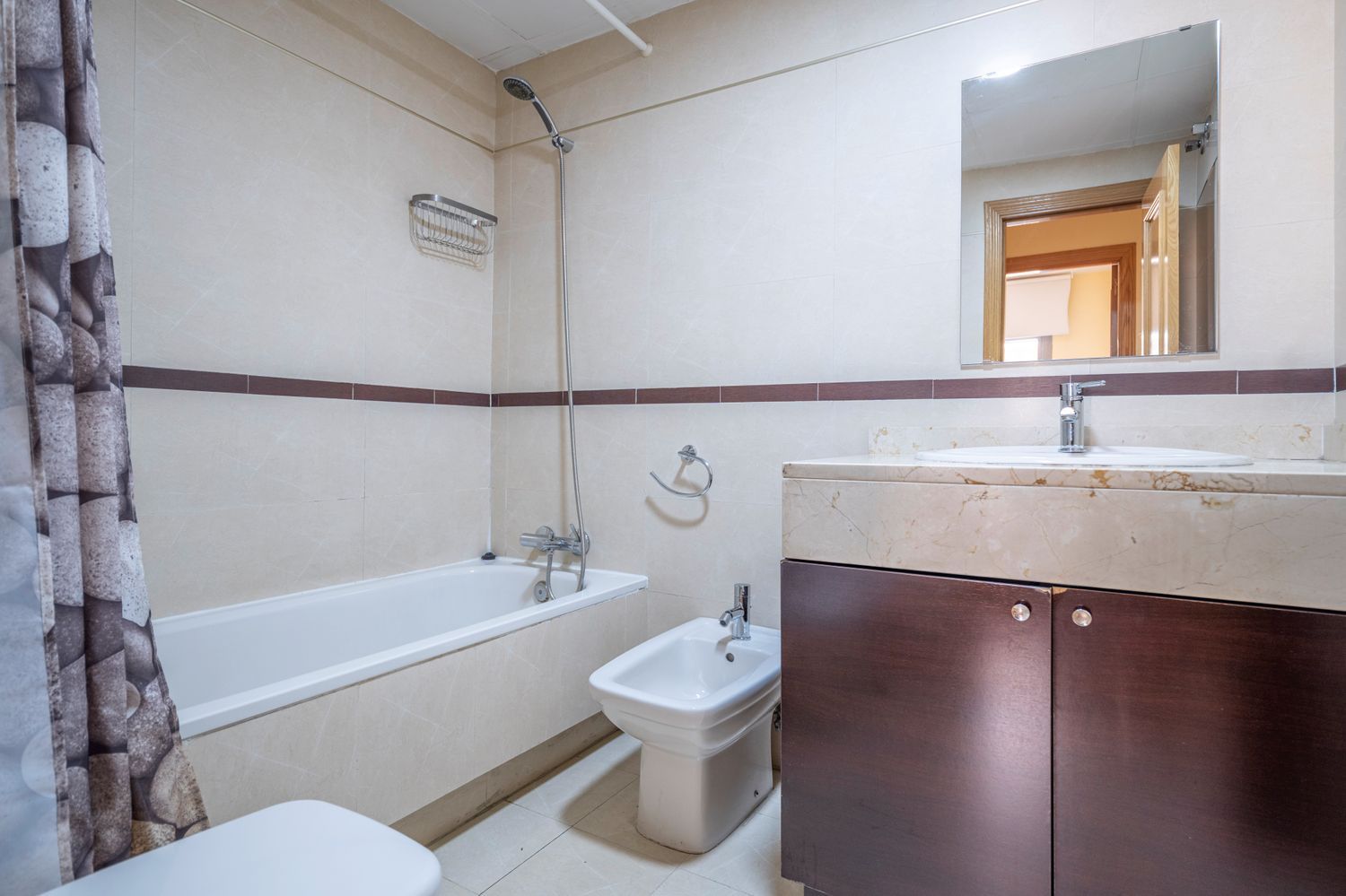 Piso en avenida de la Ilustración, 95 - Foto 18