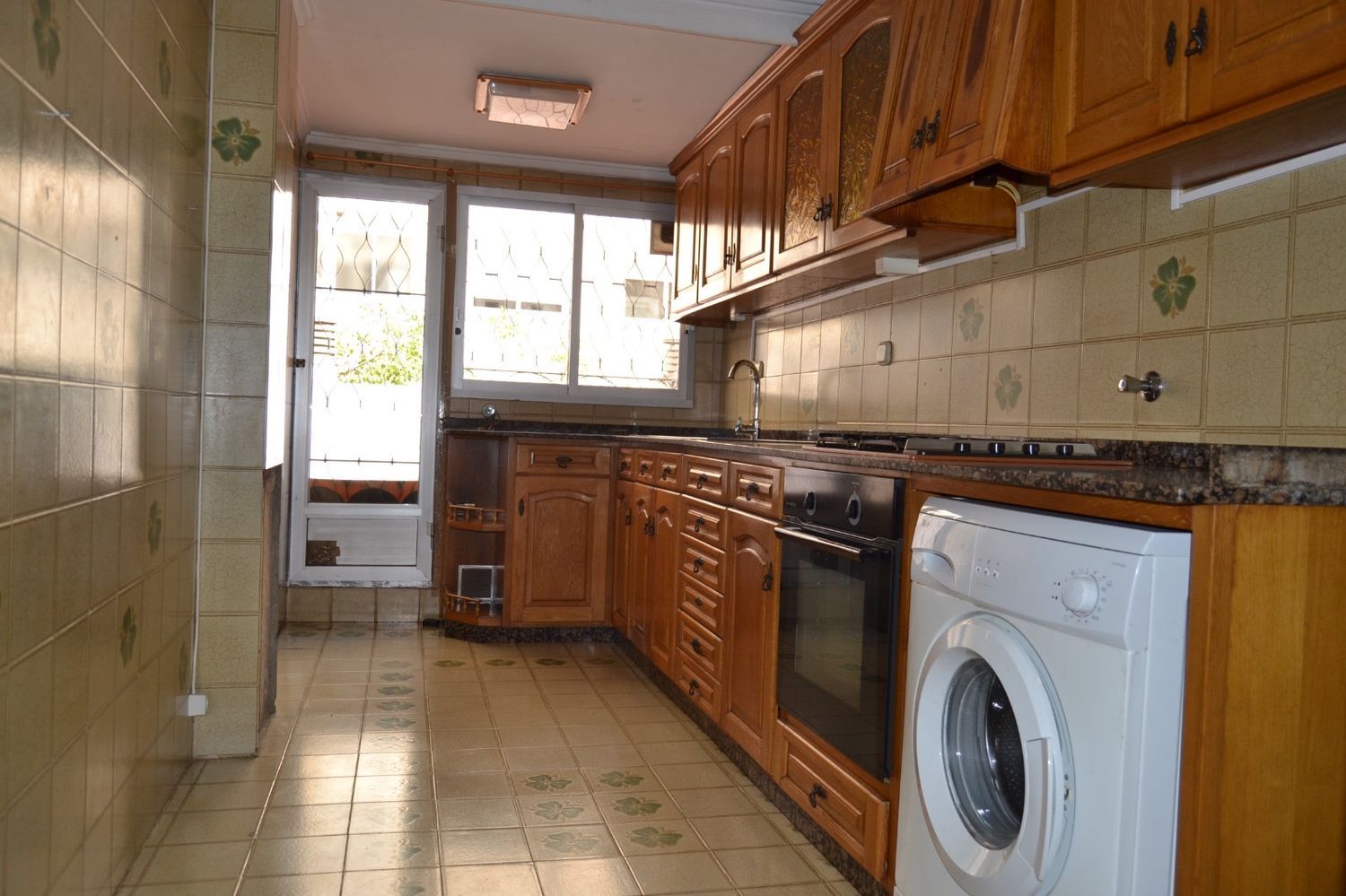 Piso en calle de la Democràcia, 24