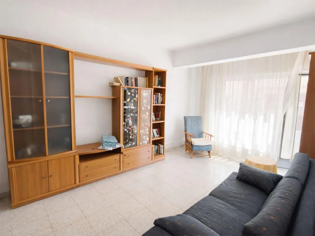 Piso en  Ronda Norte 16