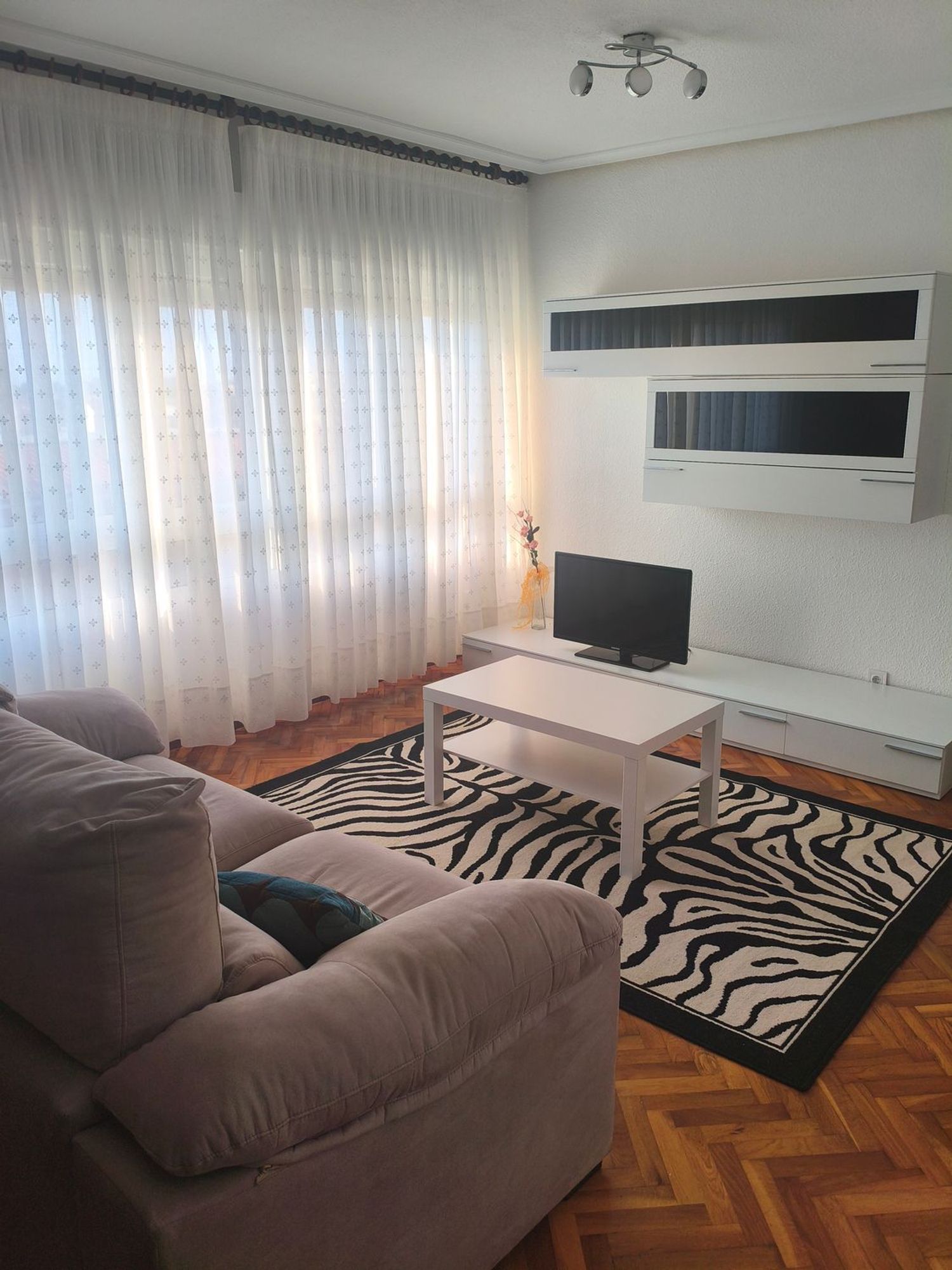 Piso en Calle José María de Cossío, 14, Alisal - Cazoña - San Román, Alisal - Cazoña - San Román - Foto 2