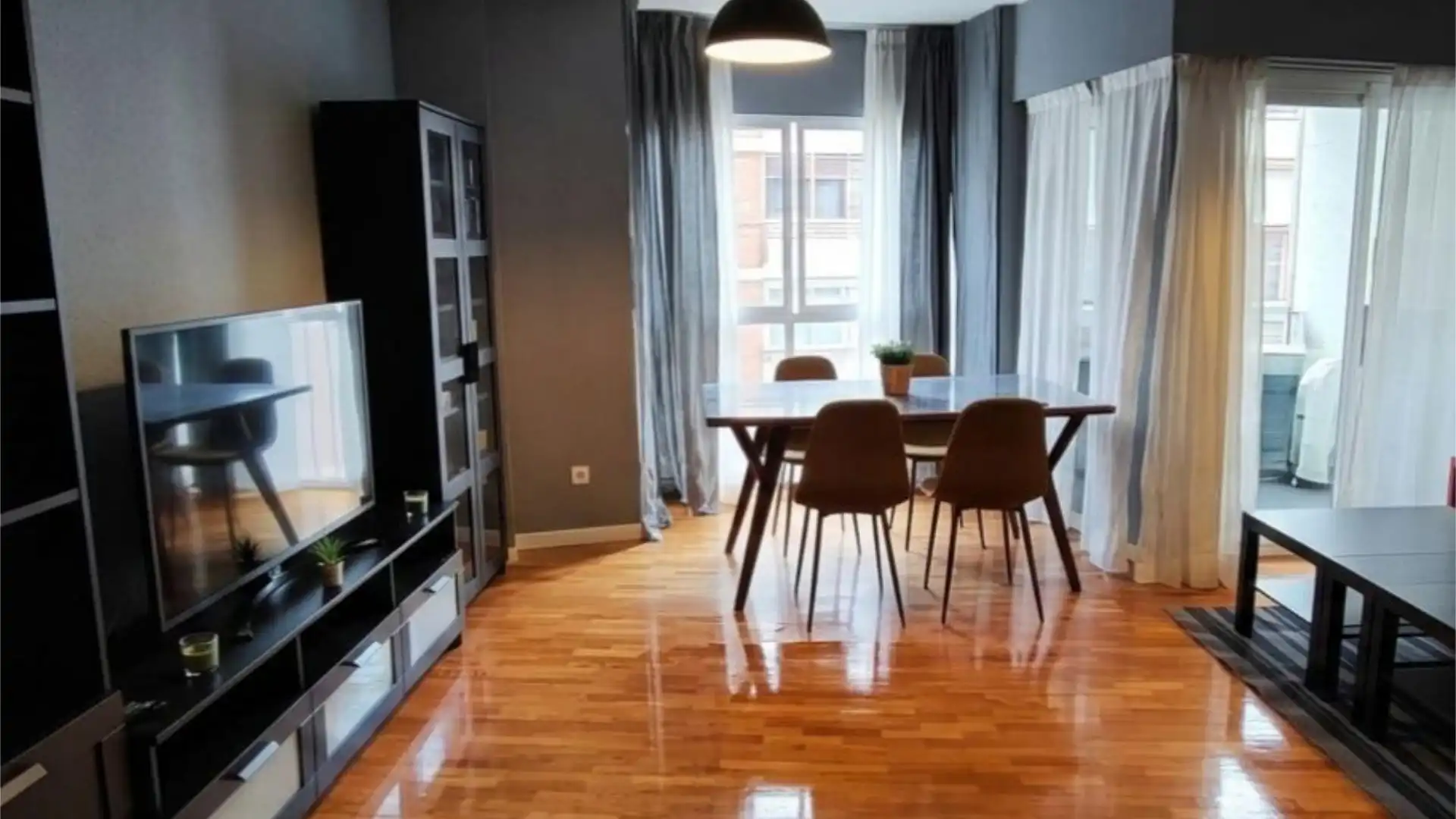 Piso en  Calle María Guerrero 16 - Foto 1