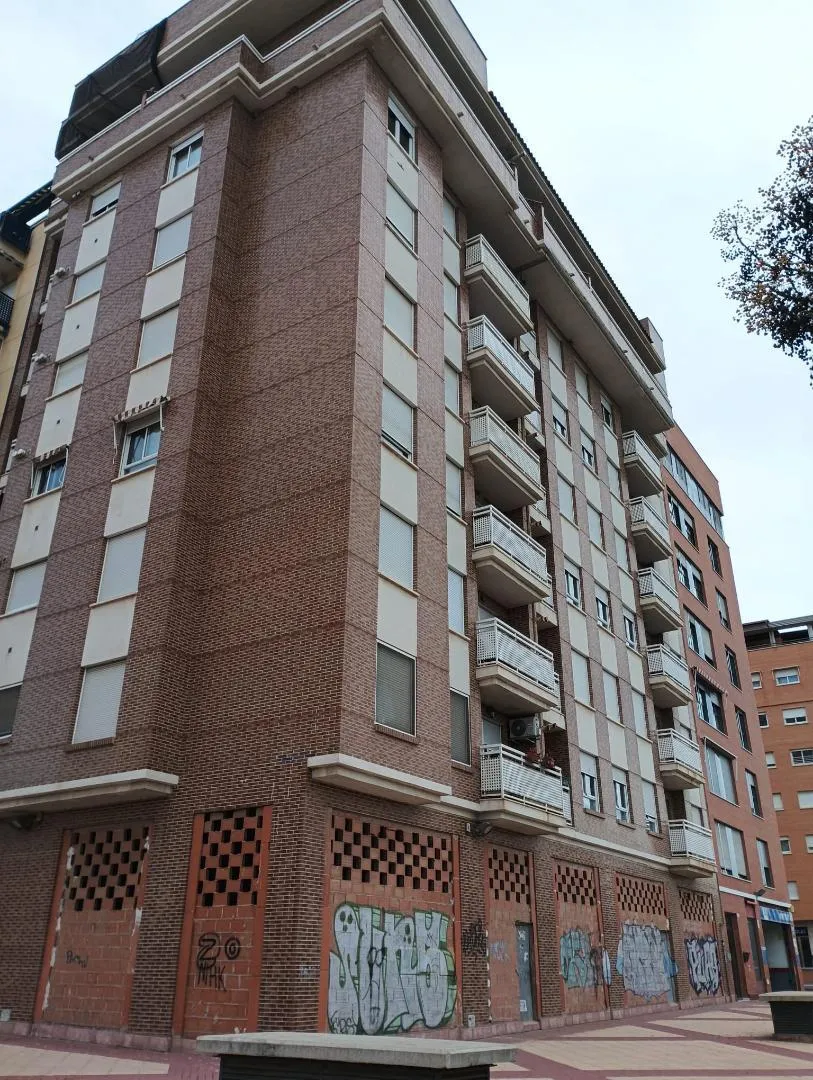 Piso en  Calle Ronda Sur 43 - Foto 4